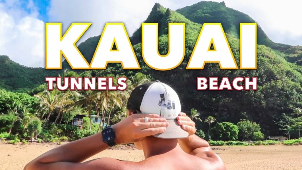 KAUAI HAWAII TRAVEL GUIDE | SECRET HAWAII BEACH BEST BEACH IN KAUAI | TUNNELS BEACH KAUAI SNORKELING