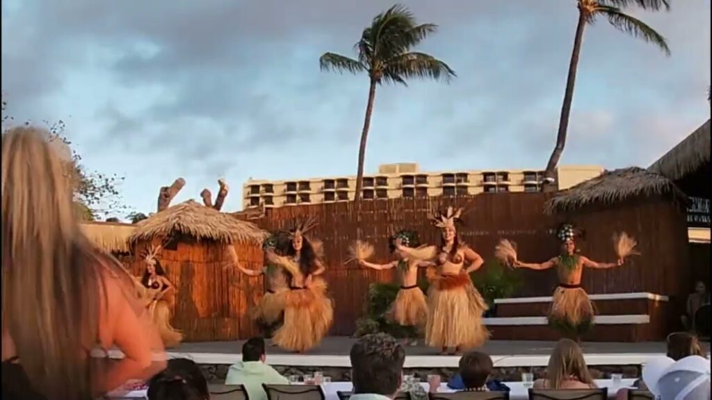 Royal Lahaina Resort Luau , Maui Hawaii 2022