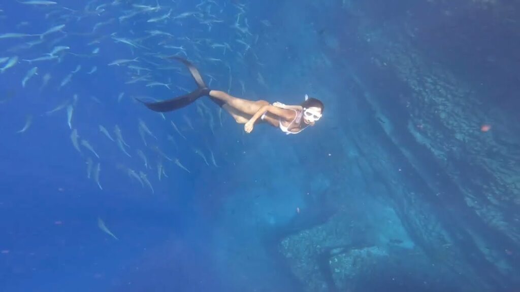 Snorkeling off Niihau at Lehua Crater